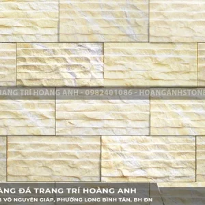 Đá chẻ vàng 10x20