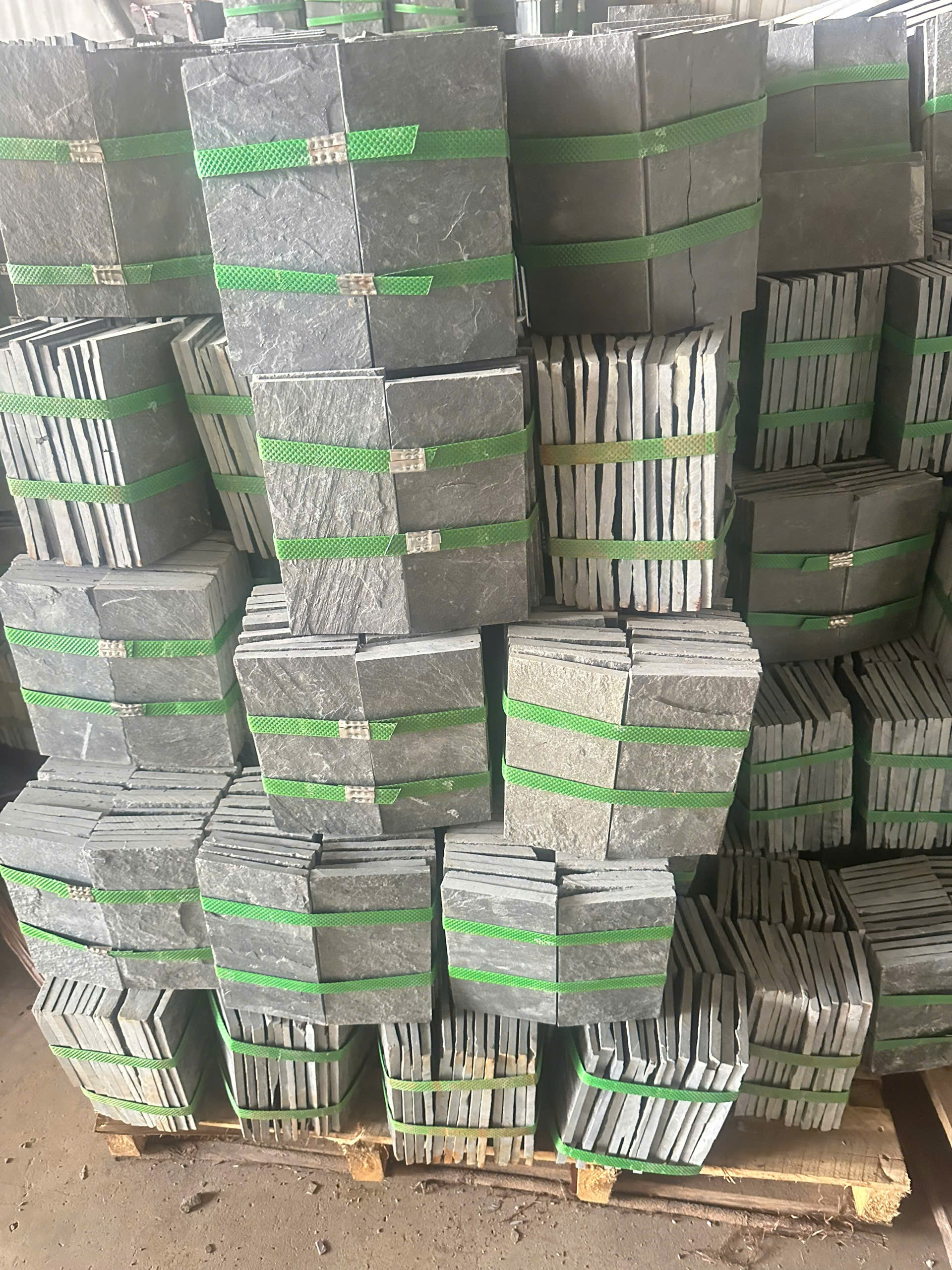 Đá chẻ đà nẵng10x20