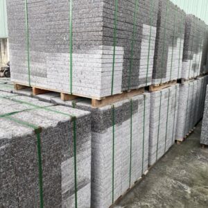 Đá granit tím BĐ 300*600*20 khò nhám